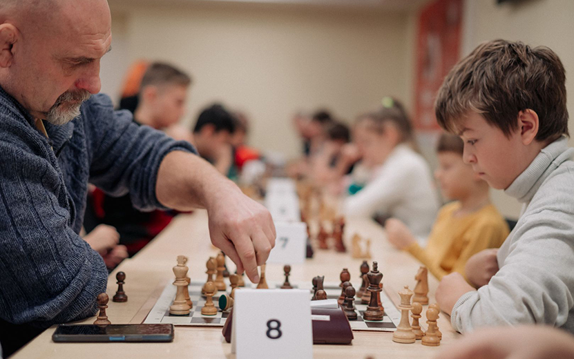 Соревнования по интеллектуальному биатлону памяти М.Т. Калашникова собрали в Ижевске любителей шахмат и стрельбы