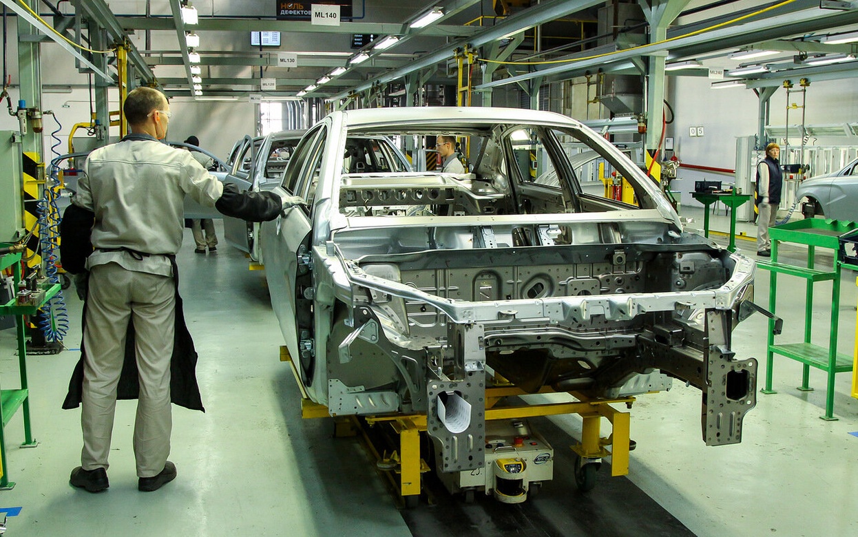 Собираемые в Удмуртии автомобили Lada Largus снова поступили в продажу