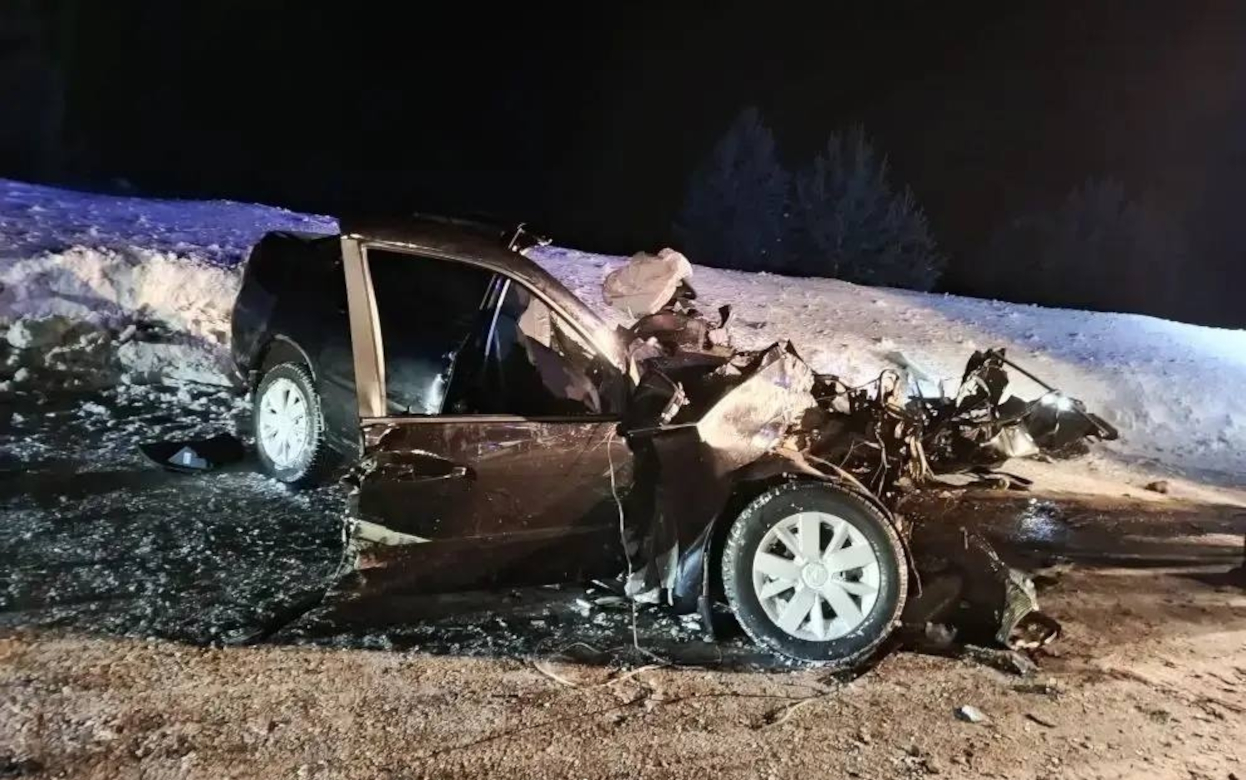 Мужчина погиб при столкновении легковушки и автобуса в Удмуртии