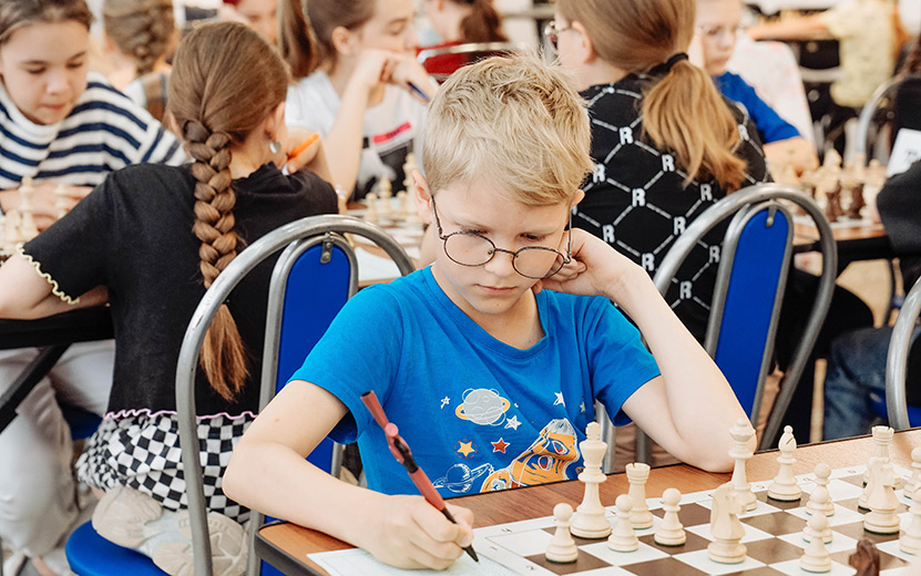 Дружба начинается с шахмат: 400 спортсменов со всей России приняли участие в Кубке Корпорации «Центр» в Ижевске 
