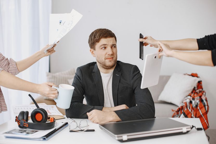 Вас используют на работе? Вот 10 признаков и способы защититься