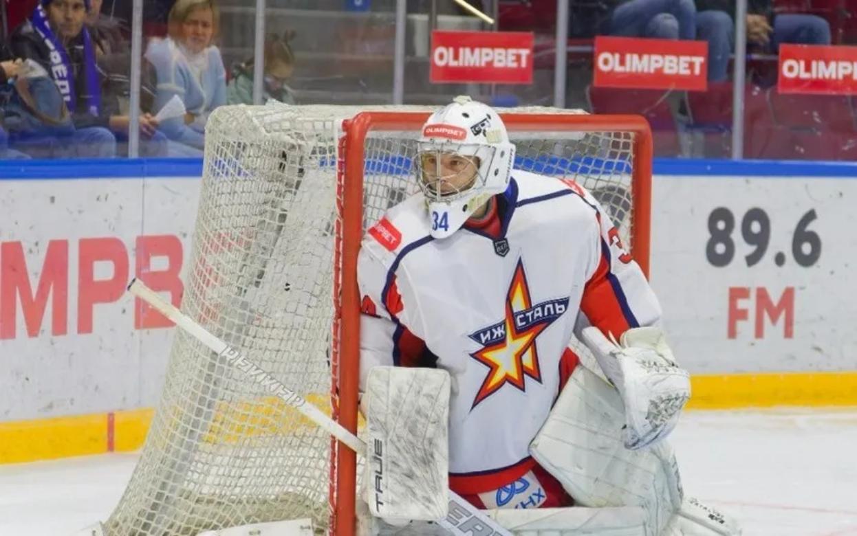 Хоккейная «Ижсталь» разгромила «Норильск»