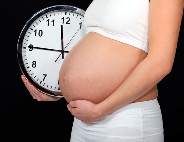 Подготовка к родам: как не пропустить настоящие схватки и что взять в роддом?