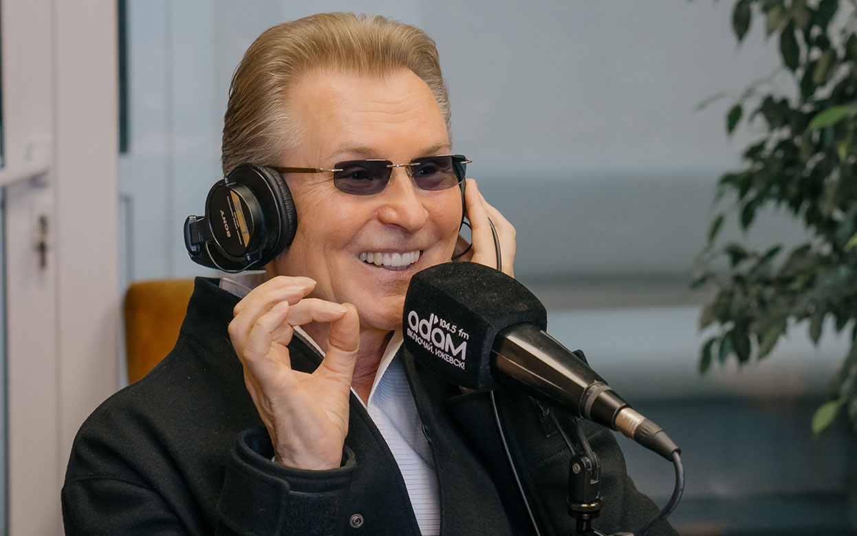 «В Хохряках пассия образовалась»: Александр Малинин вспомнил, как выступал в Ижевске в 70-х годах