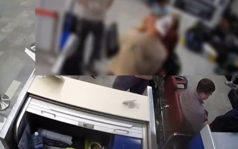 В «Ижавиа» извинились перед слабовидящим блогером, который заявил, что про него забыли в аэропорту Ижевска