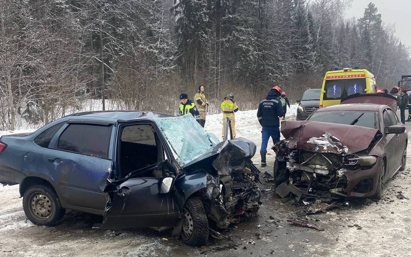 Три человека пострадали в ДТП на выезде из Ижевска