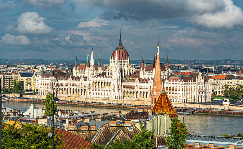 Виза в Венгрию: сроки оформления и список документов в 2025 году