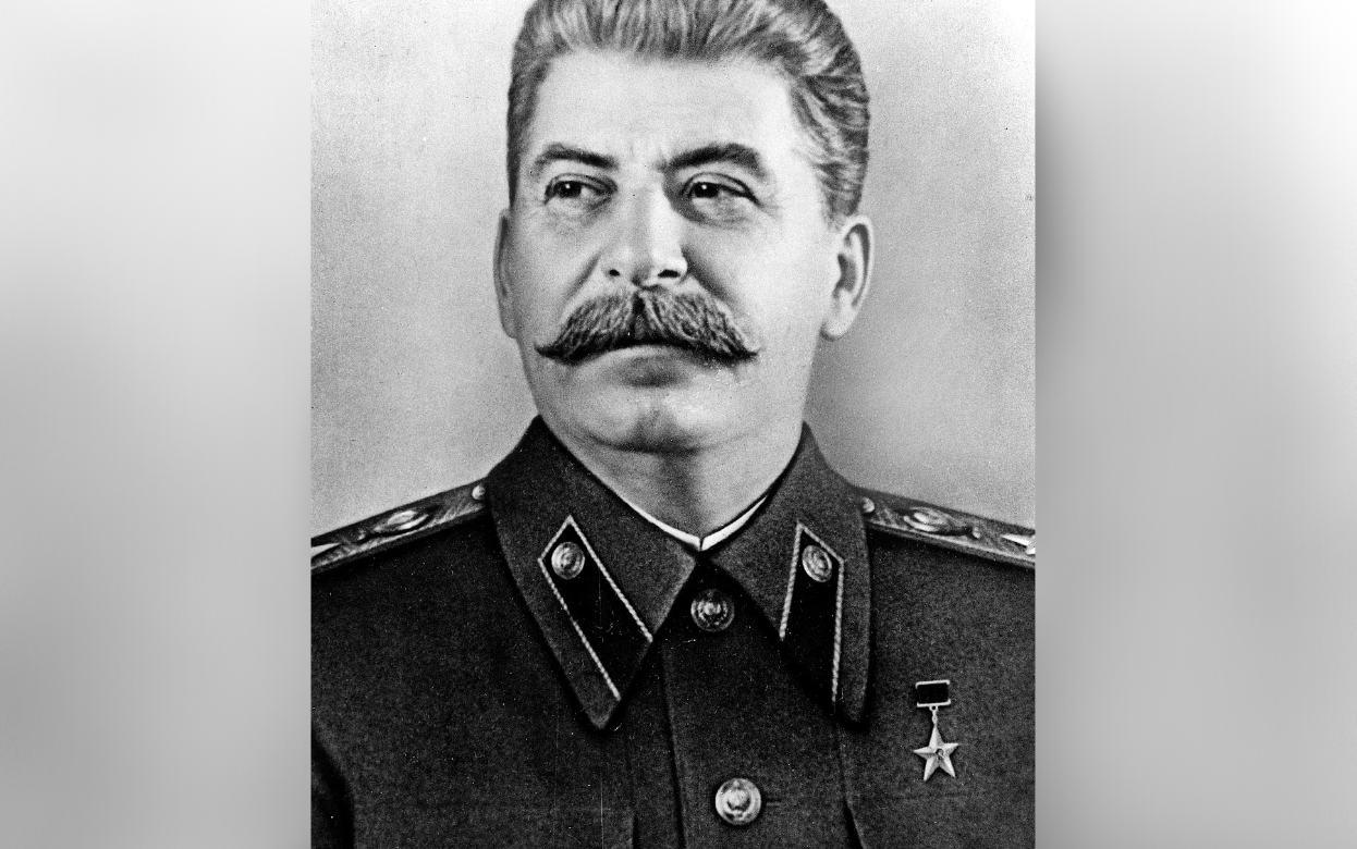 «Всем спать!» Последние часы Иосифа Сталина: что происходило в ночь перед его смертью