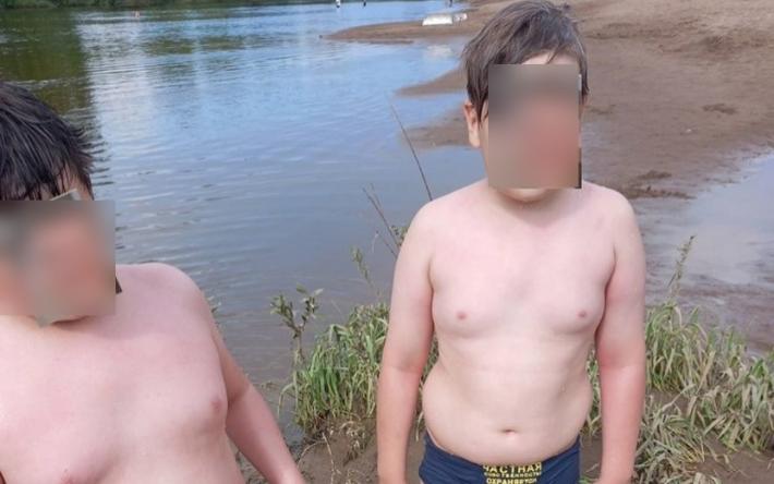 Два мальчика чуть не утонули на пляже в Удмуртии