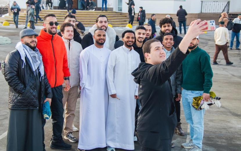 Мусульмане Ижевска празднуют Ураза-байрам. Фото: Данил Иванов