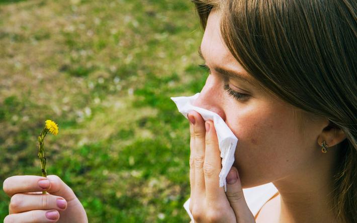 Россияне чаще всего страдают аллергией на продукты и пыльцу