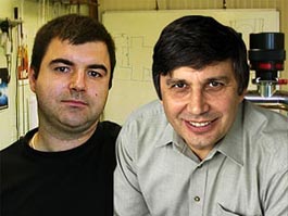 www.gazeta.ru. Андрей Гейм (справа), Константин Новоселов