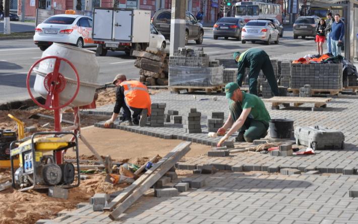 Ремонт тротуаров начался в Ижевске