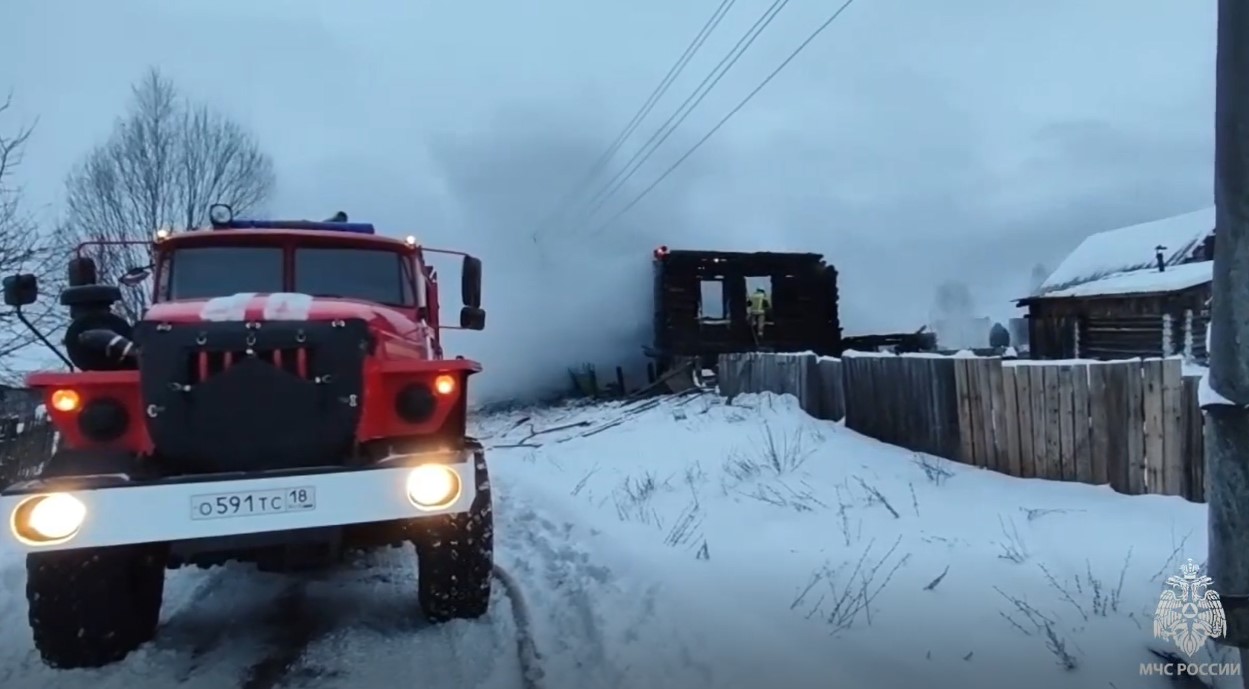 Два пенсионера погибли на пожаре в Удмуртии