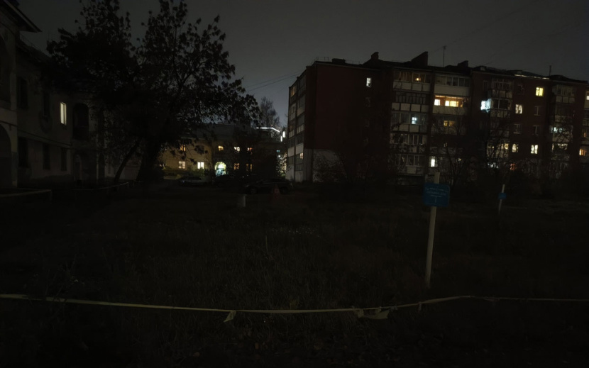 Когда тренировок нет участок погружен во мрак