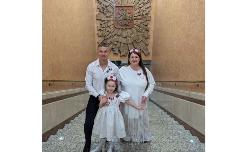 Николина с родителями