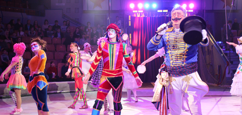 Цирк «Венециано» в Ижевске: родившийся тигренок, ручная львица и карнавальные маски