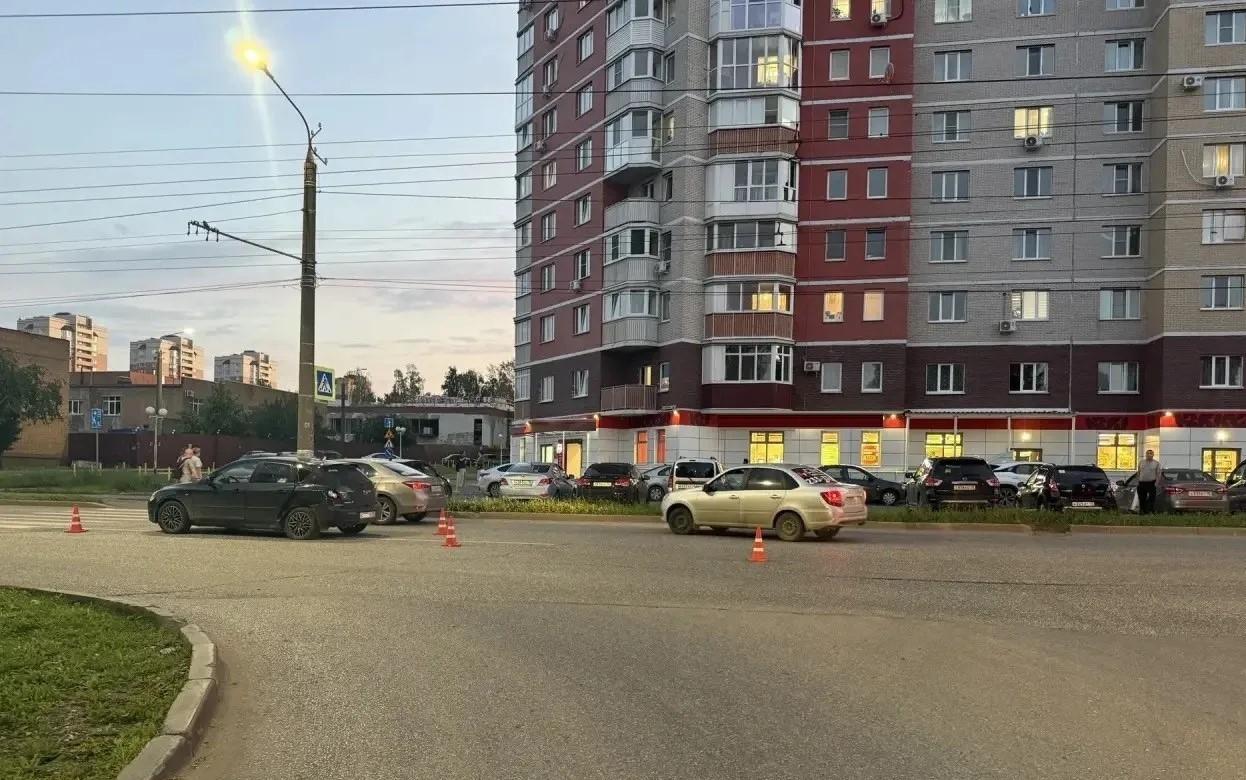 Два подростка на питбайке пострадали в ДТП в Ижевске