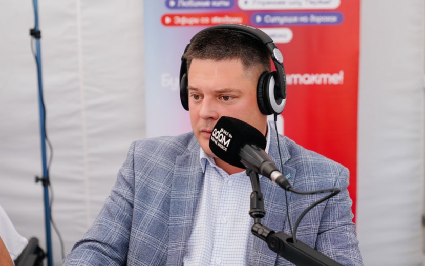 Управляющий директор, начальник отдела по развитию розничного бизнеса компании ВТБ Илья Дежин рассказал, как защититься от мошенников