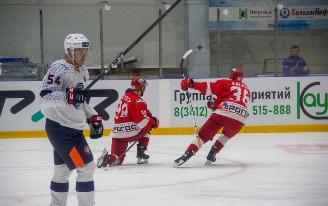 Хоккеисты «Ижстали» обыграли «Южный Урал» из Орска