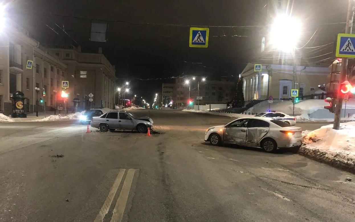 Три человека пострадали в ДТП на ул. Горького в Ижевске