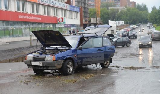 В Ижевске приподнимут участок парковки у ТЦ «Аврора»