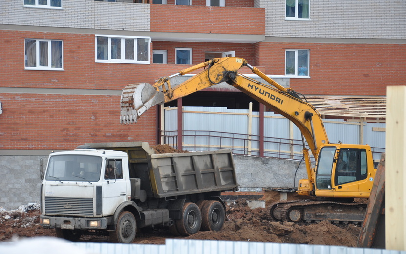 Более половины парка строительной техники Удмуртии отработали свой срок