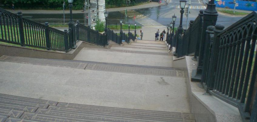 В Ижевске отремонтировали лестницу, которая ведет к набережной
