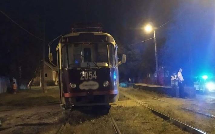 Трамвай переехал лежавшего на путях мужчину в Ижевске