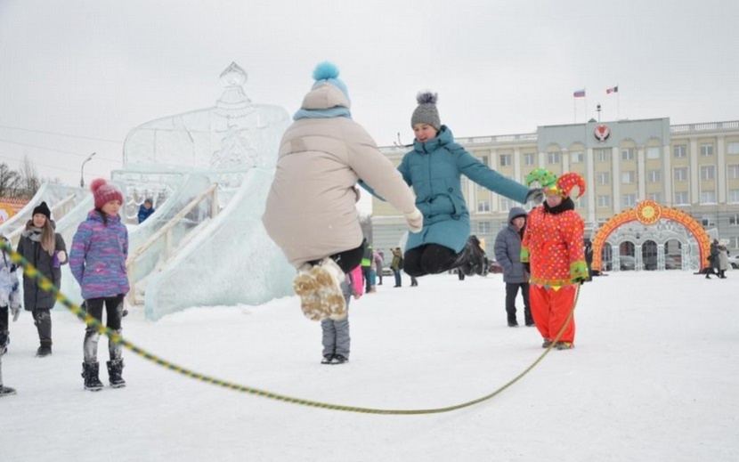 Широкая Масленица в Ижевске, фото: izh.ru