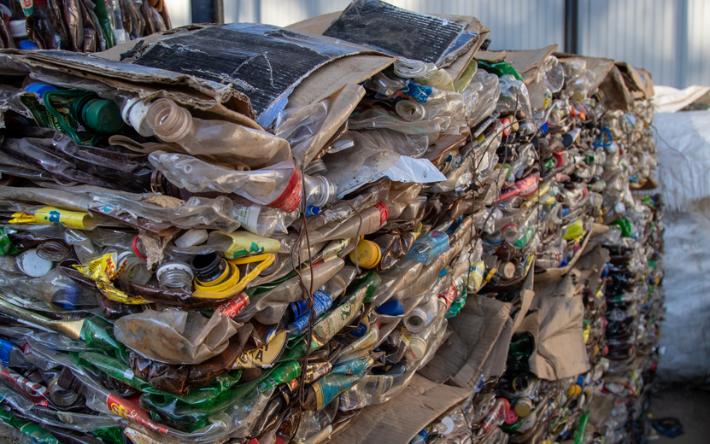 Удмуртия вошла в число лидеров по объему торговли пластиковыми отходами
