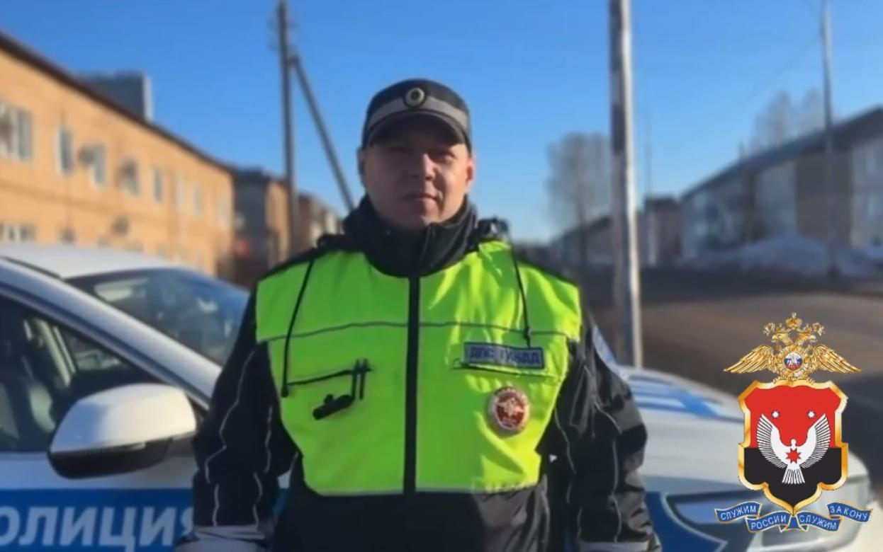 Инспектор ДПС спал мужчину на парковке в Ижевске