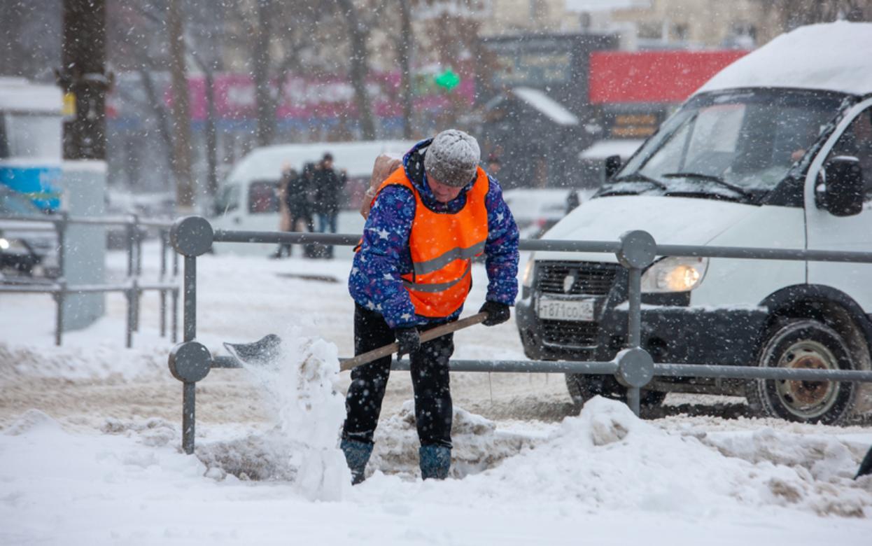 Число желающих подработать на уборке снега в Удмуртии выросло в 2 раза