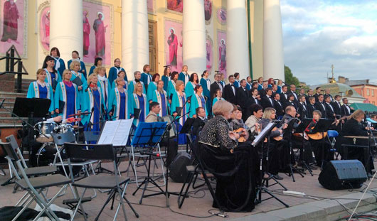 В Ижевске в преддверии Дня города прошли «Парад оркестров» и «Большой хоровой собор»