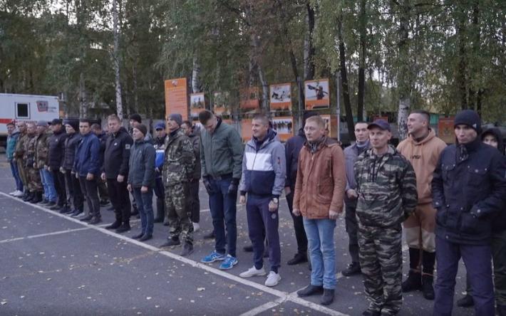 Еще 40 попавших под мобилизацию мужчин покинули Ижевск 27 сентября