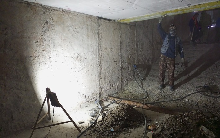 Строительные работы начались в подземном переходе около УдГУ в Ижевске