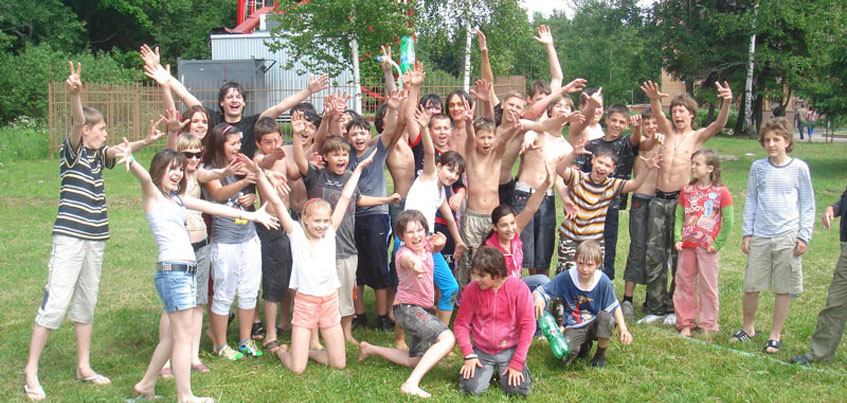 229 детей из Удмуртии этим летом смогли отдохнуть на Азовском и Черном море