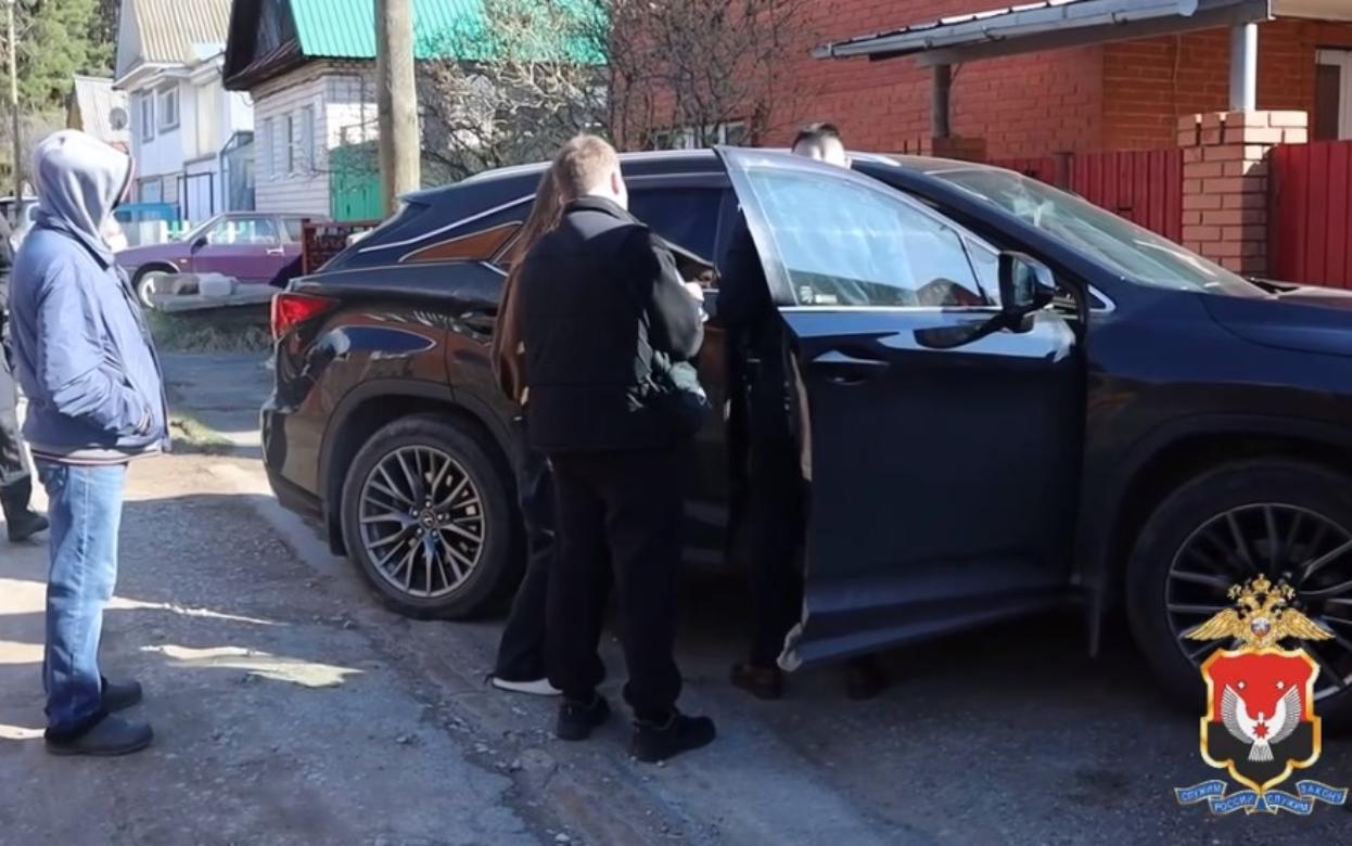 Жительницу Ижевска задержали за организацию нелегальной миграции