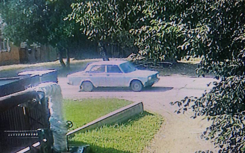 Водитель легковушки сбил ребенка в Можге и скрылся 