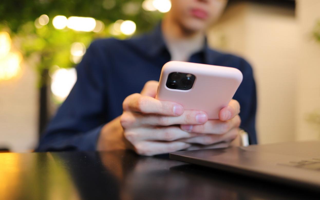 Жителя Удмуртии подозревают в аферах на покупке смартфонов