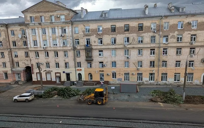 Новую брусчатку разберут для высадки деревьев на улице Ленина в Ижевске