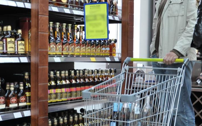Напавшего на магазин из-за бутылки коньяка жителя Ижевска отправили в колонию