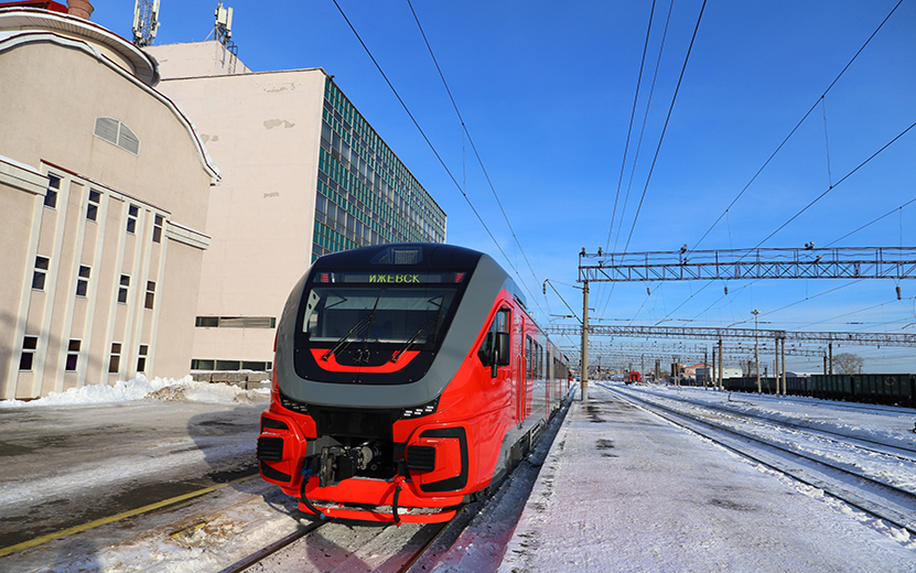 Расписание некоторых пригородных поездов изменится в Ижевске с 10 декабря