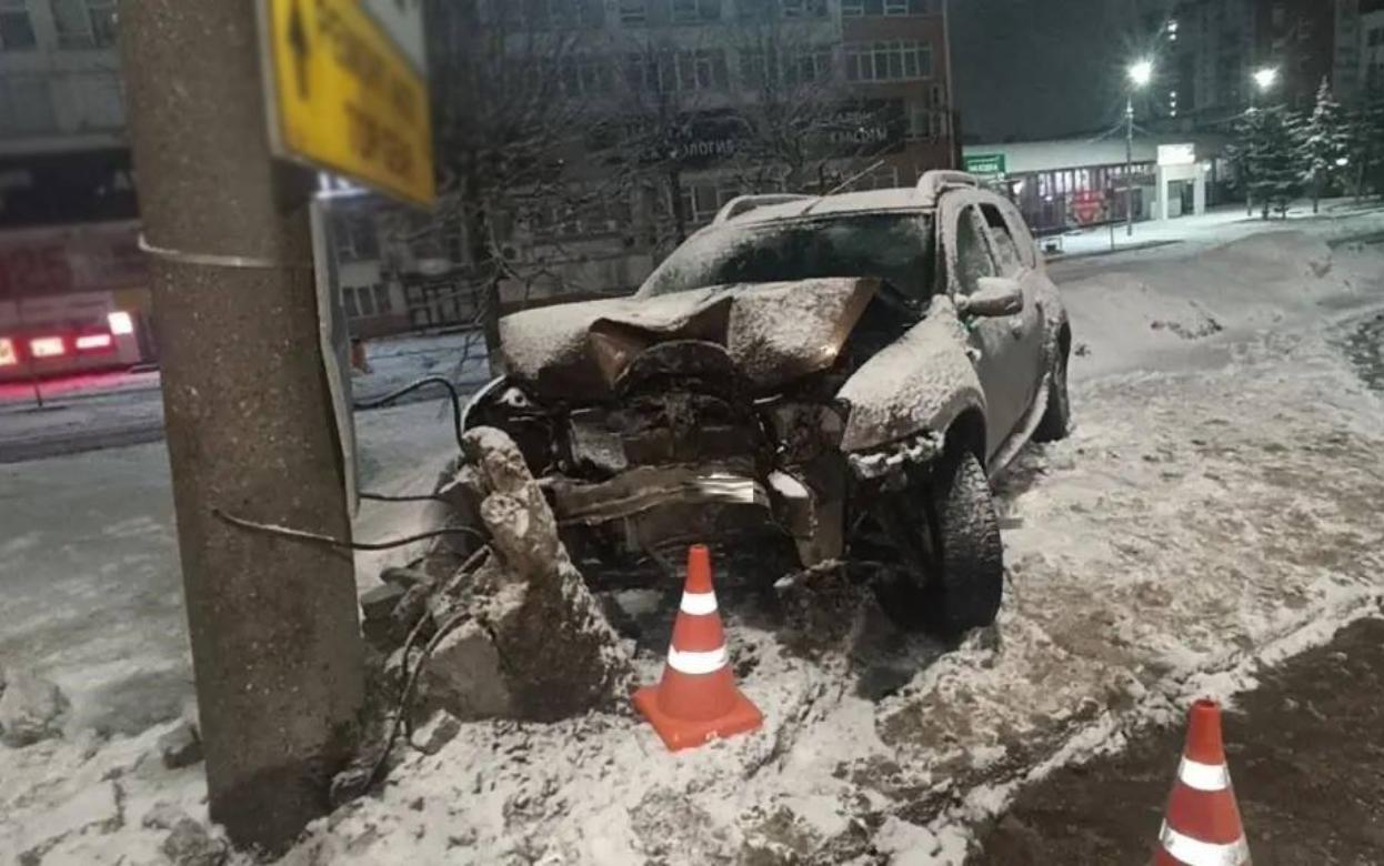 Три пассажира 17-летнего водителя пострадали на ул. Удмуртской в Ижевске