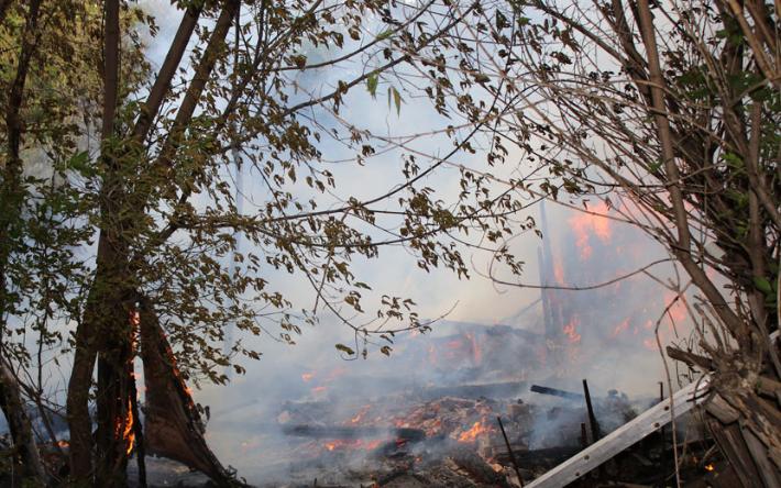 Во время пожара в деревянном доме погибла жительница Удмуртии