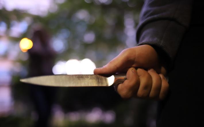 19-летнего жителя Удмуртии ударили ножом в Татарстане