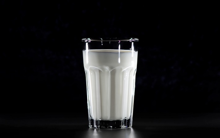 Антибиотики нашли в молоке, продававшемся в нескольких магазинах Ижевска