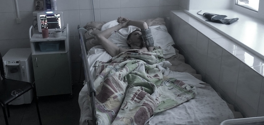 «Врачи утешительных прогнозов не дают»: многодетный отец-инвалид из Удмуртии попал в реанимацию