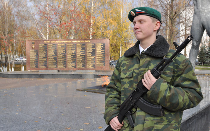 Военкомат Удмуртии отверг причастность к СМС-рассылке военнообязанным Ижевска