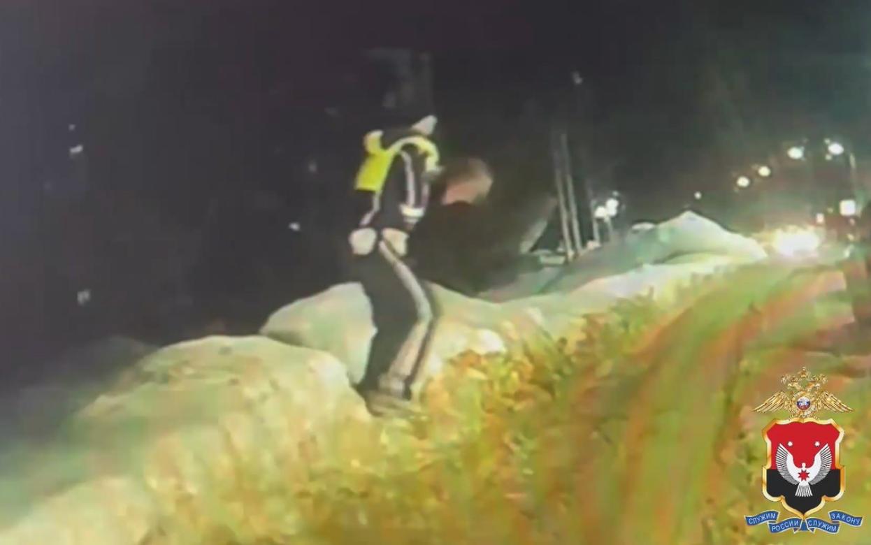 Подросток на иномарке устроил гонки с полицейскими в Ижевске